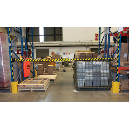 Barri&egrave;re murale magn&eacute;tique avec bande magn&eacute;tique, Plastique, Fixation magn&eacute;tique, 15', Ruban Noir et jaune Helyx Safety & Industrial Supplies