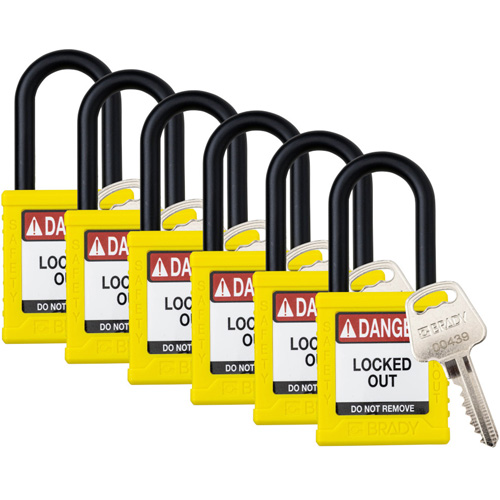 Cadenas de verrouillage Velocity, Jaune, Cl&eacute;s identiques, Nylon, Largeur de 1-1/2" Helyx Safety & Industrial Supplies
