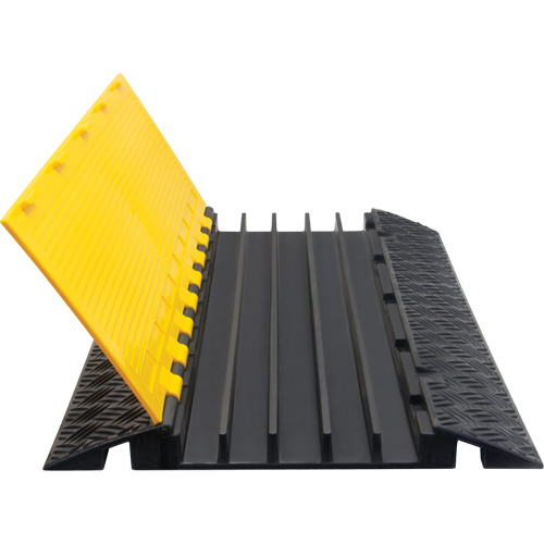 Protecteur de c&acirc;bles en polyur&eacute;thane, 5 canaux, 35,43" lo x 19,69" la x 2" h Helyx Safety & Industrial Supplies