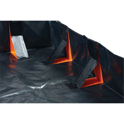 Berme d&eacute;ployable &agrave; mur IBX, Capacit&eacute; 4488 gal. US, 12' la x 50' lo x 12" h, Support &agrave; encliqueter Helyx Safety & Industrial Supplies
