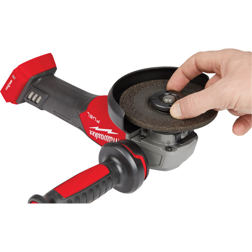 Meuleuse &agrave; frein avec interrupteur &agrave; glissi&egrave;re One-Key M18 Fuel (outil seulement), Roue de 4-1/2" ou 5", 18 V Helyx Safety & Industrial Supplies