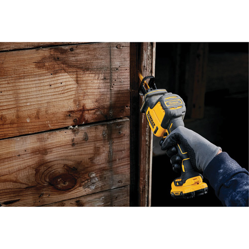 Scie alternative sans fil Max* (outil seulement), 12 V, Lithium-ion Bloc-pile, 0-2800 coups/min Helyx Safety & Industrial Supplies