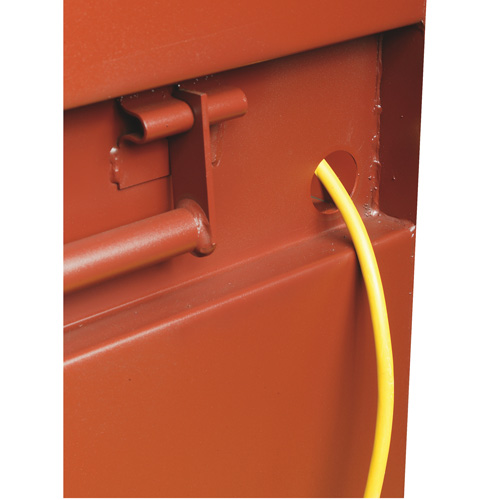 Armoire &agrave; tablettes Jobsite, Acier, 47,5 pi³, Rouge Helyx Safety & Industrial Supplies