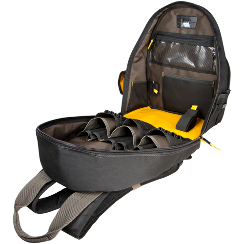 Sacs &agrave; dos pour outils Techgear &agrave; 53 pochettes, 16" lo x 13-1/4" la, Noir, Polyester Helyx Safety & Industrial Supplies