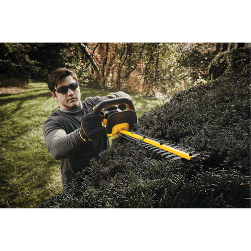 Taille-haie sans fil Max, 22", 20 V, &agrave; pile Helyx Safety & Industrial Supplies