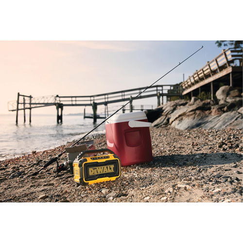 Max Jobsite Bluetooth&reg; Speaker (Tool Only), Lithium-Ion, 12 V/20 V Helyx Safety & Industrial Supplies