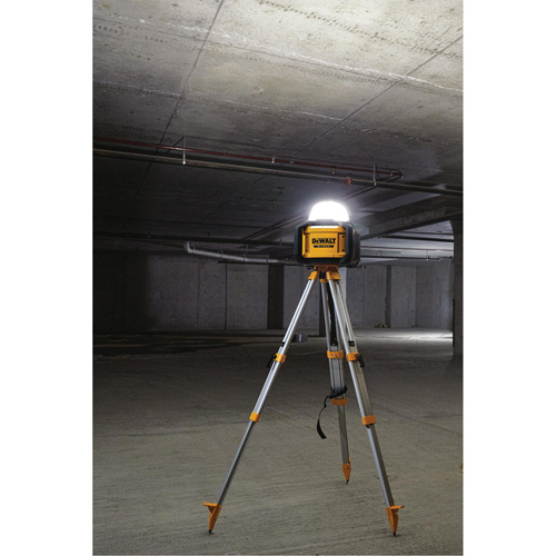 Tool Connect 20V Max All-Purpose Cordless Work Light, LED, 5000 Lumens, Plastic Housing Helyx Safety & Industrial Supplies