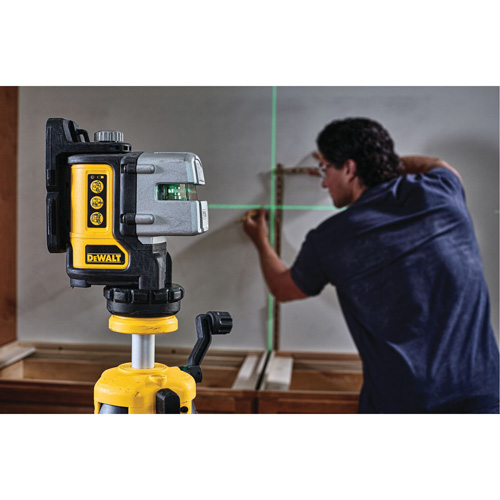 3 Line Green Laser Level Helyx Safety & Industrial Supplies