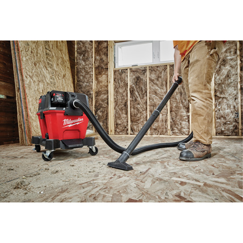 Aspirateur sec/humide sans fil M18 Fuel, 18 V, Capacit&eacute; 6 gal. Helyx Safety & Industrial Supplies