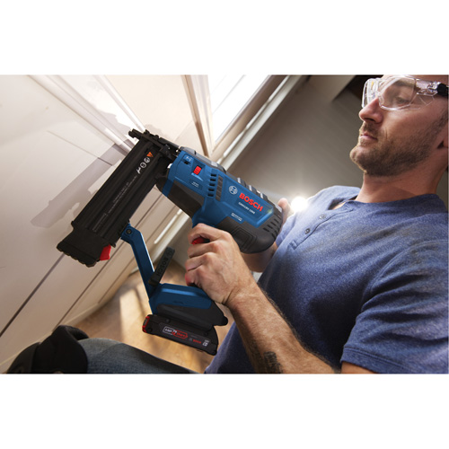 Brushless 18-Gauge Brad Nailer Kit with Standard Power Battery, 18 V, Lithium-Ion Helyx Safety & Industrial Supplies