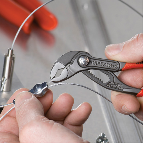 Pinces pour pompe &agrave; eau Cobra&reg;, 5" Helyx Safety & Industrial Supplies