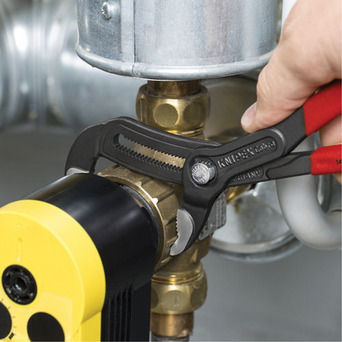 Pinces pour pompe &agrave; eau Cobra&reg;, 10" Helyx Safety & Industrial Supplies