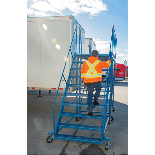 &eacute;chelle &agrave; neige, Acier, 10 Marches, 99" ha, 85-1/2" p, 48" Marche, Stri&eacute; Helyx Safety & Industrial Supplies