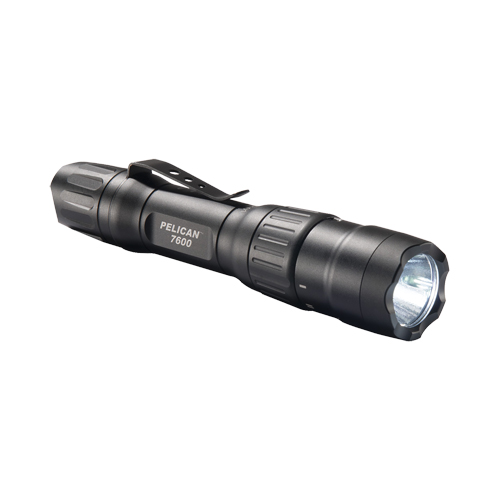 Lampe de poche tactique 7600, DEL, 944 lumens, Piles CR123 Helyx Safety & Industrial Supplies