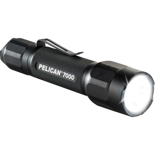 Lampe de poche tactique de s&eacute;rie 7000, DEL, 774 lumens, Piles CR123 Helyx Safety & Industrial Supplies