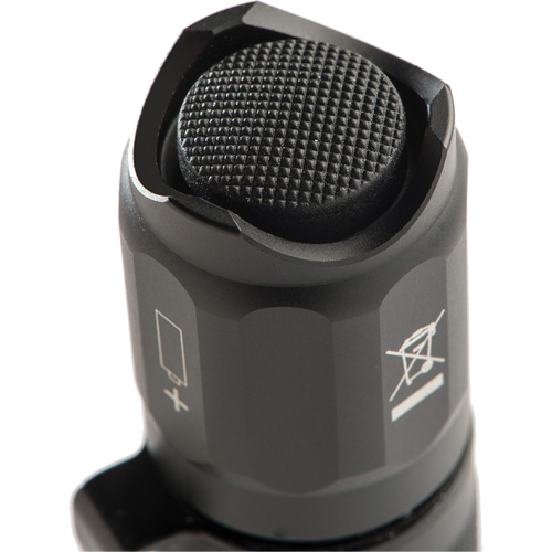 Lampe de poche tactique de s&eacute;rie 7000, DEL, 774 lumens, Piles CR123 Helyx Safety & Industrial Supplies