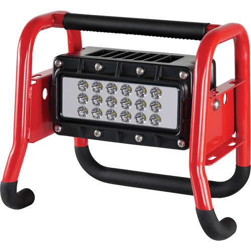 Lampe de sc&egrave;ne rechargeable et portative Scene Light II, DEL, 10000 lumens, Boîtier en Plastique Helyx Safety & Industrial Supplies
