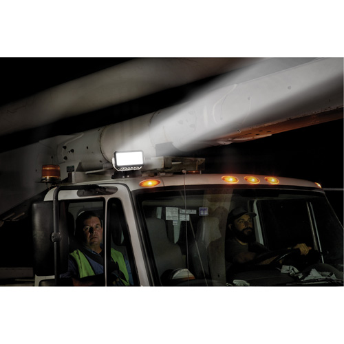 Ensemble d'&eacute;clairage orientable polyvalent &agrave; t&eacute;l&eacute;commande, DEL, 4250 lumens Helyx Safety & Industrial Supplies