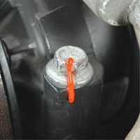 P&acirc;te indicatrice inviolable Cross-Check Torque Seal, 1 liq. oz., Tube, Orange Helyx Safety & Industrial Supplies