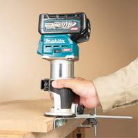 XGT Brushless Cordless Compact Router (Tool Only) Helyx Safety & Industrial Supplies