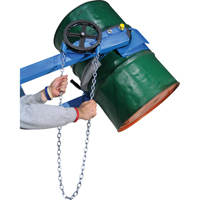 Manipulateurs de barils Hydra-Lift, Capacit&eacute; 55 gal. US (45 gal. imp.) Helyx Safety & Industrial Supplies