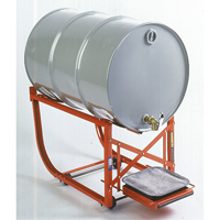 Support de baril avec plateau d'&eacute;gouttage, Capacit&eacute; de 55 gal. US (45 gal. imp.), Charge max. de 600 lb/272 kg Helyx Safety & Industrial Supplies