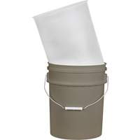 Doublure pour seau en plastique, 11-1/4" dia. x 14" h, 5 gal. US (4,16 gal. imp.) capacit&eacute; Helyx Safety & Industrial Supplies