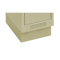 Base en retrait pour casiers &eacute;conomiques Clean Line, 1 Blocs, 4" lo x 12" la x 18" p, Beige, Acier Helyx Safety & Industrial Supplies