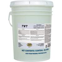 Produit nettoyant pour camion et remorque TNT, 20 L, Seau Helyx Safety & Industrial Supplies