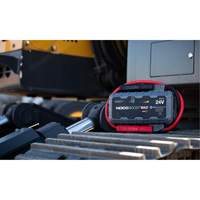 Survolteur pour batterie GB251+ Boost Max Helyx Safety & Industrial Supplies