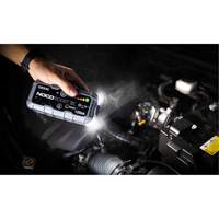Survolteur pour batterie GBX45 Boost X Helyx Safety & Industrial Supplies
