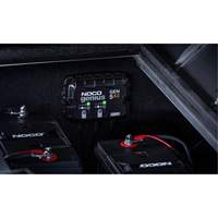 Chargeur de batterie embarqu&eacute; &agrave; 2 sorties de 10 amp&egrave;res Gen5X2 Genius Helyx Safety & Industrial Supplies