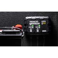 Chargeur de batterie embarqu&eacute; &agrave; 2 sorties de 10 amp&egrave;res Gen5X2 Genius Helyx Safety & Industrial Supplies