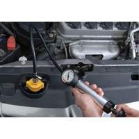 Trousse de test de pression du syst&egrave;me de refroidissement Helyx Safety & Industrial Supplies