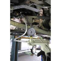 Pompe &agrave; vide Selectline avec manom&egrave;tre Helyx Safety & Industrial Supplies