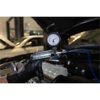 Pompe &agrave; vide/pression Silverline Helyx Safety & Industrial Supplies