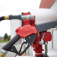 Pistolet automatique rouge &agrave; tr&egrave;s haut d&eacute;bit pour diesel Helyx Safety & Industrial Supplies