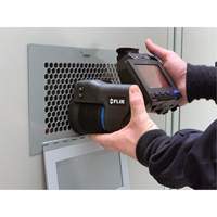 Cam&eacute;ra d'imagerie thermique T1010 HD avec objectif de 12°, 800 x 480 pixels, -40° - 650°C (-40° - 1202°F), 25 mK Helyx Safety & Industrial Supplies