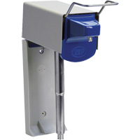 Distributeur de savon pour les mains D-4000 Plus, Pompe, Capacit&eacute; de 3785 ml, Format Vrac Helyx Safety & Industrial Supplies