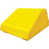 Cale-roue pour &eacute;quipement lourd de 255 tonnes avec poign&eacute;e et trou, Ur&eacute;thane, Jaune Helyx Safety & Industrial Supplies