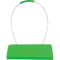 Cale de roue pour avion Checkers Safety SafeRay avec poign&eacute;e &agrave; c&acirc;ble ergonomique, Ur&eacute;thane, Vert fluorescent, 24" la x 8" p x 6" h Helyx Safety & Industrial Supplies