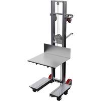 Empileur &agrave; plateforme, M&eacute;canisme Treuil manuel, Capacit&eacute; de 400 lb, Levage max de 60" Helyx Safety & Industrial Supplies