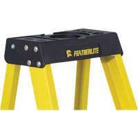 Escabeaux industriels robustes (s&eacute;rie 6400), 6', Fibre de verre, Capacit&eacute; 300 lb, Type 1A Helyx Safety & Industrial Supplies