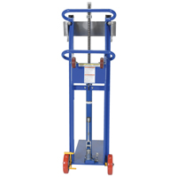 Gerbeur &agrave; plateforme hydraulique, M&eacute;canisme Pompe au pied, Capacit&eacute; de 750 lb, Levage max de 52" Helyx Safety & Industrial Supplies