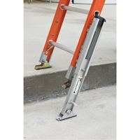 V&eacute;rins de mise &agrave; niveau pour &eacute;chelles Helyx Safety & Industrial Supplies