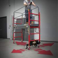 Complete Motorized Buildman 6' Baker Scaffold Kit, 31" D x 118-3/4" H Helyx Safety & Industrial Supplies