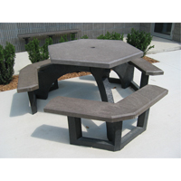 Tables de pique-nique hexagonales en plastique recycl&eacute;, 78" lo x 78" la, Brun Helyx Safety & Industrial Supplies