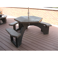 Tables de pique-nique hexagonales en plastique recycl&eacute;, 78" lo x 78" la, Brun Helyx Safety & Industrial Supplies