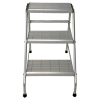 Aluminum Step Stand, 3 Steps, 34-9/16" x 22-13/16" x 30" High Helyx Safety & Industrial Supplies