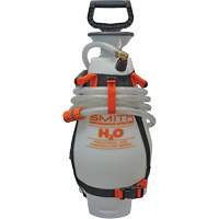 Industrial & Contractor Series H2O Water Supply Tank, 3 gal. (13.5 L), Polyethylene Helyx Safety & Industrial Supplies